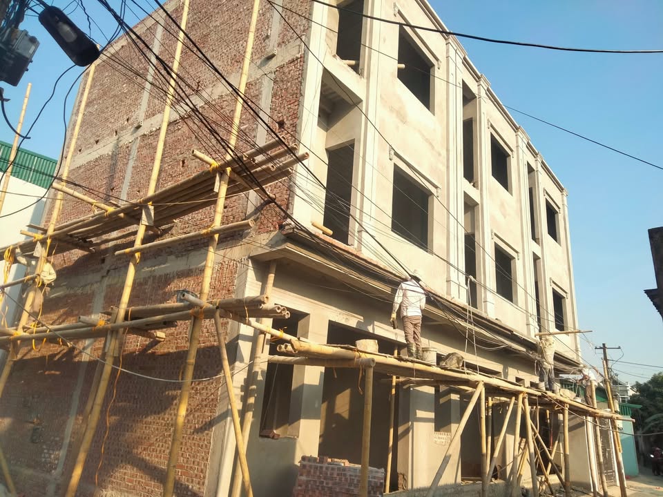 Nhà 3 tầng tân cổ điển tại Quảng Phú, Thanh Hóa 46m² chỉ 2 tỷ - Đầu tư sinh lời cao!