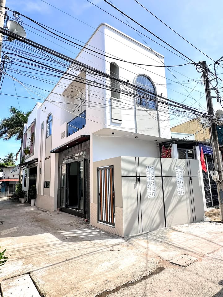 Nhà đẹp góc 2 mặt tiền hẻm 115, Cách Mạng Tháng 8, 59m² giá 3.09 tỷ - Đầu tư sinh lời!