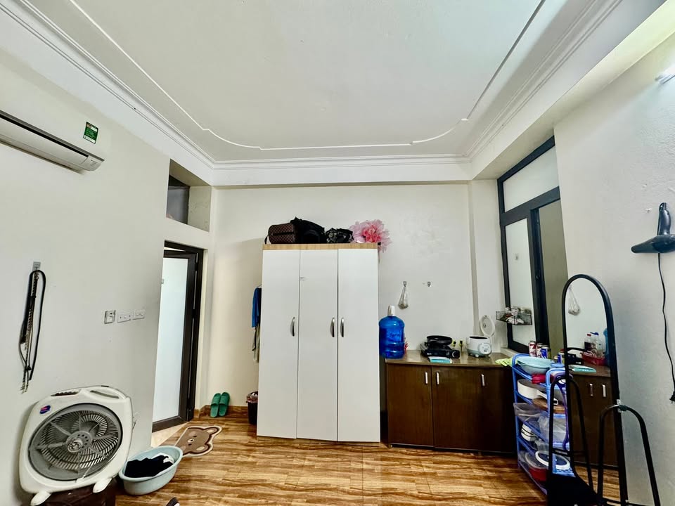 Cho thuê CCMN tại Đống Đa, Hà Nội - Giá chỉ 3.7 triệu/tháng, sẵn sàng vào ở ngay!