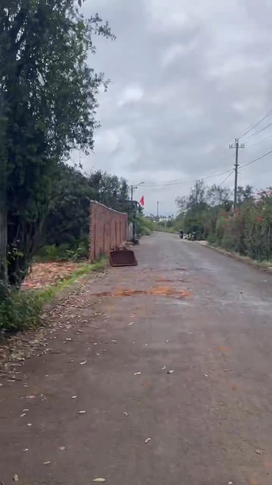 Đất mặt tiền đường Lê Duẩn, Krông Năng 144m² giá 300 triệu - Cơ hội đầu tư tuyệt vời!