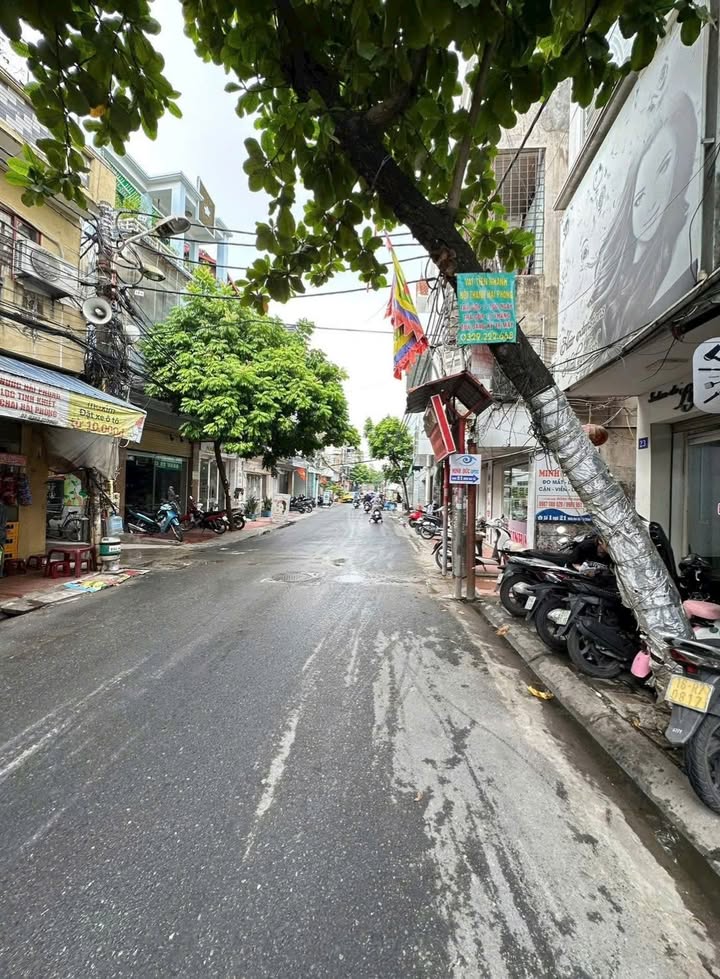 Bán FrontHouse đường Đình Đông Hải Phòng 76m² - Kinh doanh sầm uất!