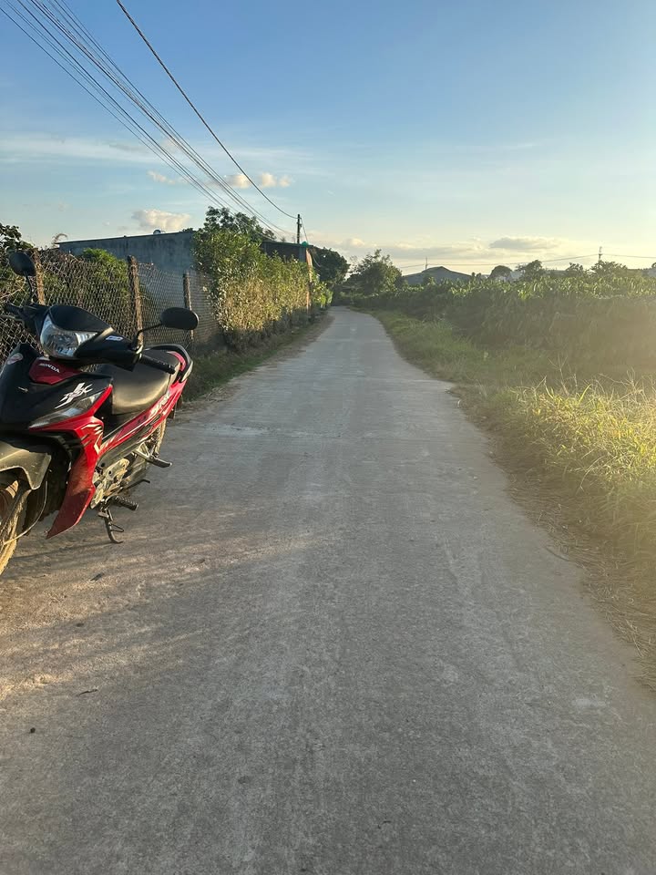 Đất nền thôn 3 Đăk Mar Đăk Hà 470m² giá 500 triệu - Ôm mặt đường bê tông