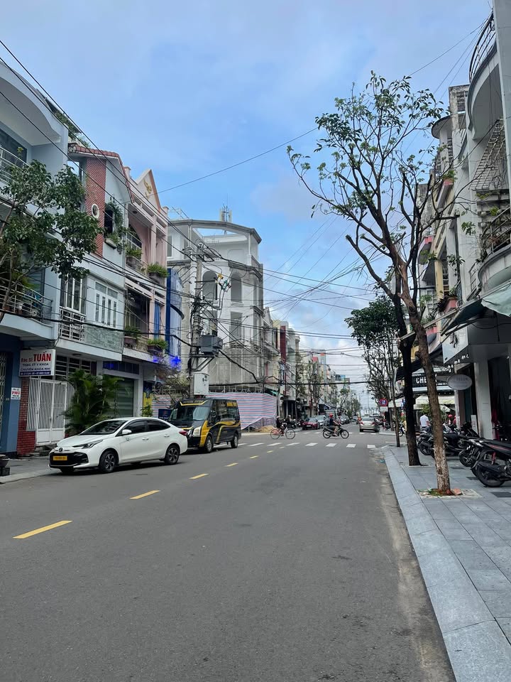 Nhà mặt tiền kinh doanh Thị Nại Quy Nhơn 80m² giá 6.5 tỷ - Sẵn sàng chuyển nhượng!