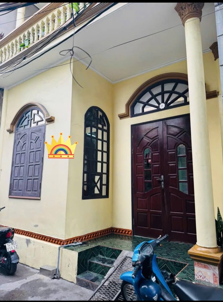 Nhà phố Cẩm Đông, Cẩm Phả 48.8m² giá 1.38 tỷ - Gần quảng trường, thuận tiện đi lại!