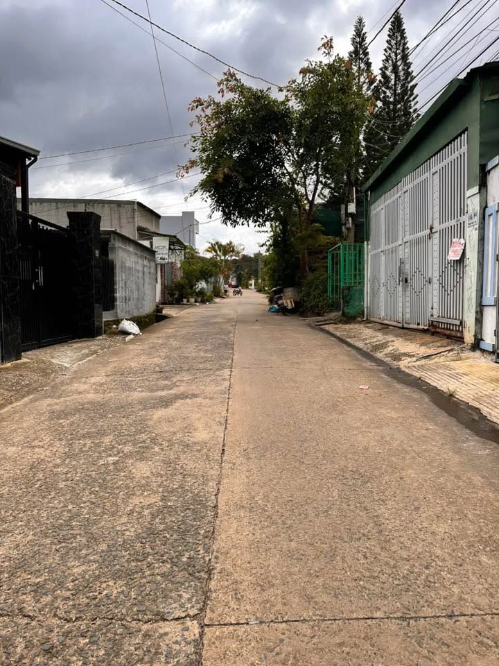 Nhà mặt tiền hẻm 144 Phạm Ngũ Lão, Buôn Ma Thuột 150m² giá 3.45 tỷ - View suối độc đáo!