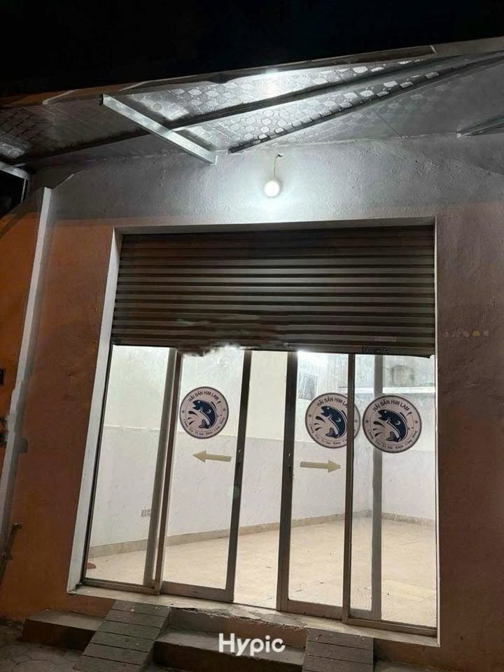 Cho thuê mặt bằng kinh doanh Đội Cấn, Ba Đình 40m² giá 8.5 triệu - Độc lập không chung chủ!