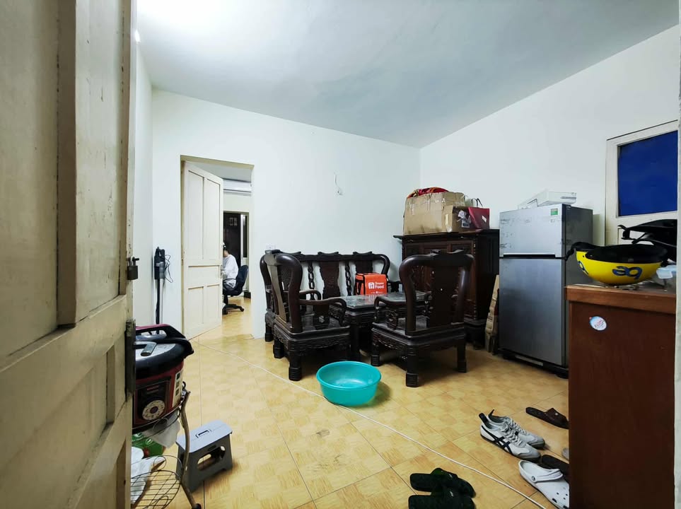 Căn hộ Tập thể Giảng Võ Ba Đình 80m² chỉ 7 triệu - Cho thuê lâu dài!