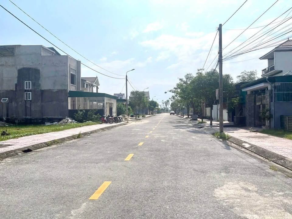 Đất đấu giá Xóm 11 Nghi Kim 148m² giá 4.9 tỷ - Mặt tiền 7m cân đối