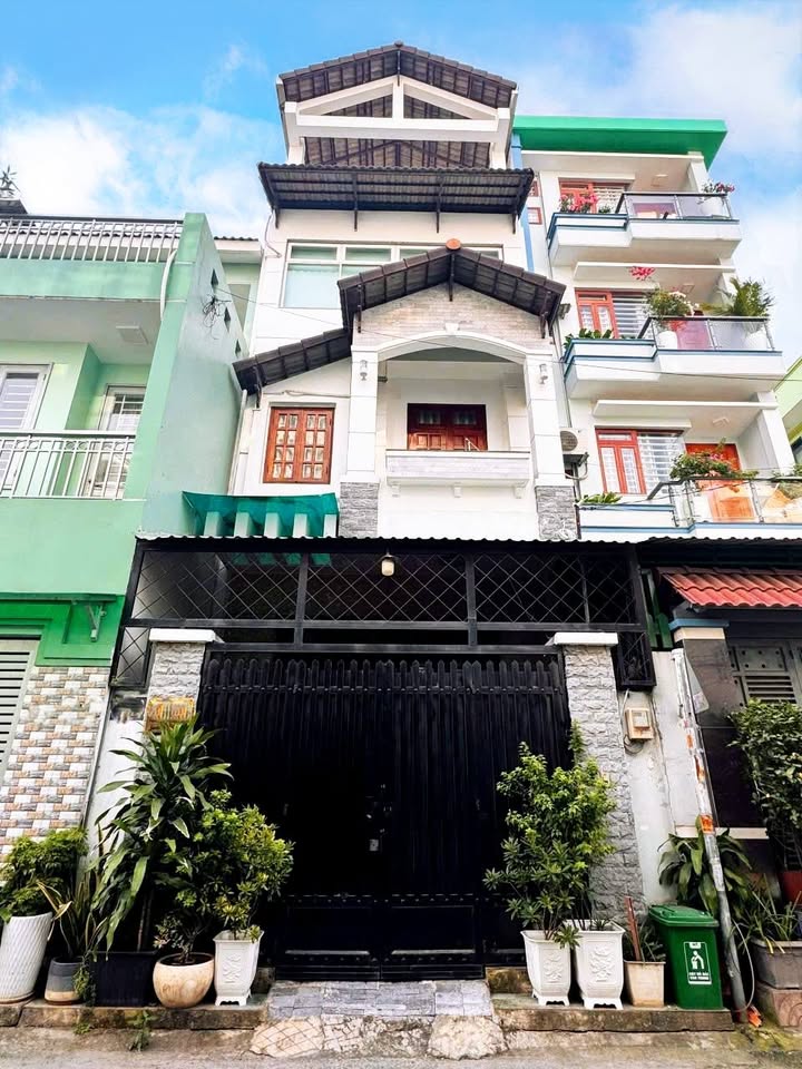 Nhà phố Tân Thới Nhất Quận 12 100m² giá chỉ 12.5 tỷ - Cơ hội đầu tư tuyệt vời!