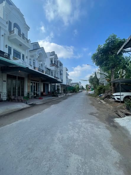 Nhà trệt lầu KDC Cửu Long, P. Long Tuyền, Cần Thơ - Giá 6.5 triệu/tháng - Phù hợp gia đình và văn phòng