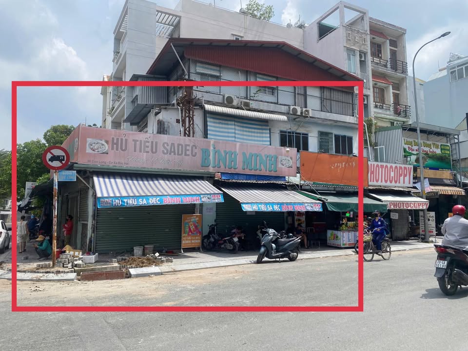 Nhà mặt tiền Cửu Long, Quận 10, 24m² giá 25 triệu - Phù hợp kinh doanh ăn uống!