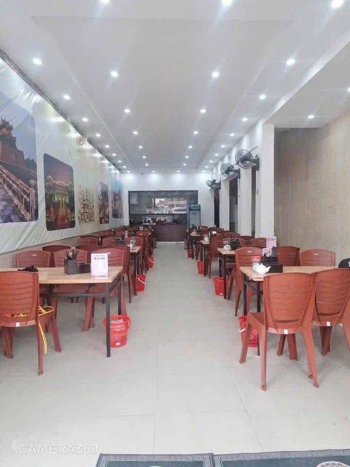 Cho thuê mặt bằng 2 tầng đường Phan Đăng Lưu, Vinh 125m² giá 12 triệu - Phù hợp kinh doanh ăn uống!