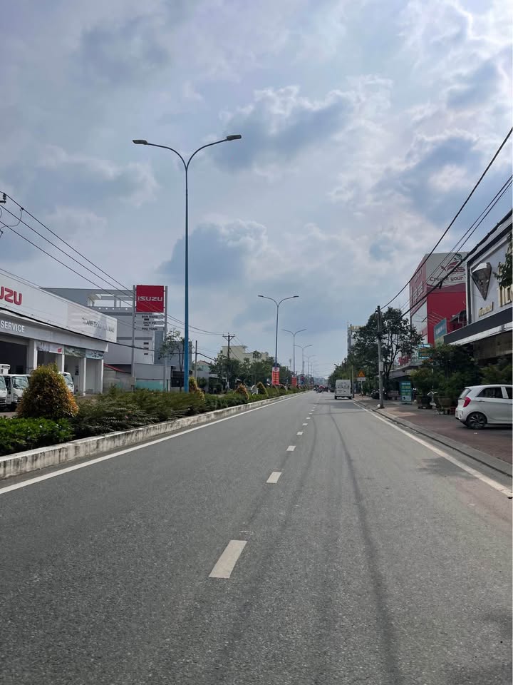 Đất nền mặt tiền đường Nguyễn Trãi, P9 Cà Mau 154m² giá 3.3 tỷ - Cơ hội đầu tư tuyệt vời!