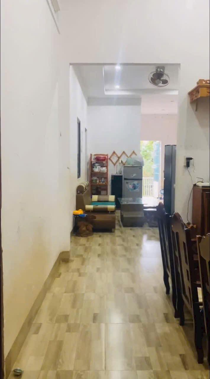 Nhà thôn 11, phường Tân Lập, Buôn Ma Thuột 240m² giá 2.6 tỷ - Vị trí đắc địa, dễ dàng kết nối!