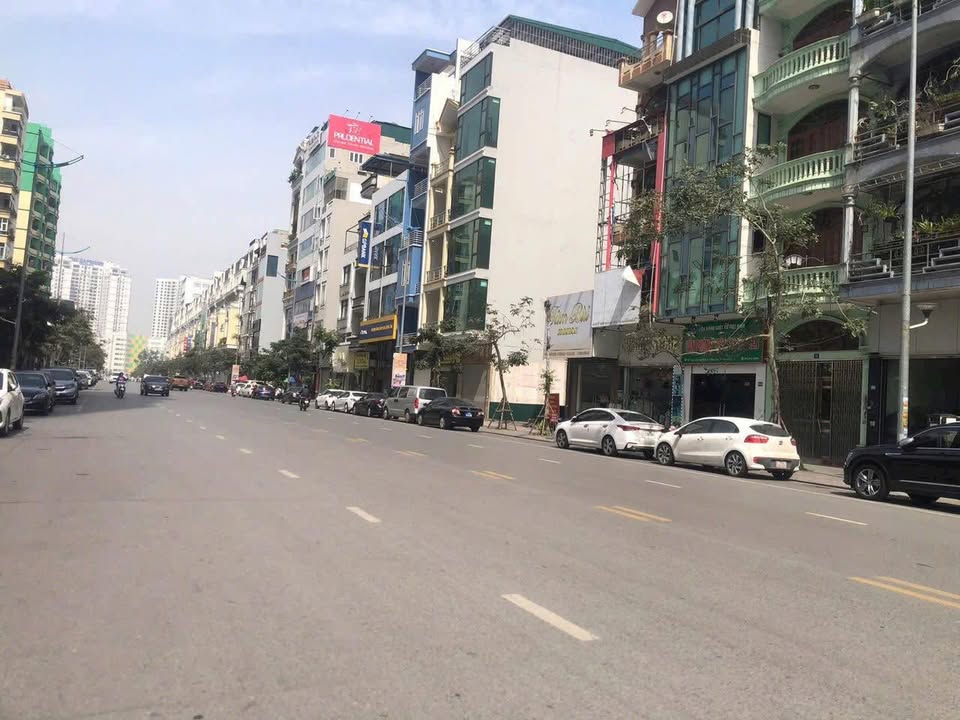 Cho thuê nhà mặt phố Hồng Gai, Quảng Ninh 63m² giá 20 triệu - Kinh doanh thuận lợi!