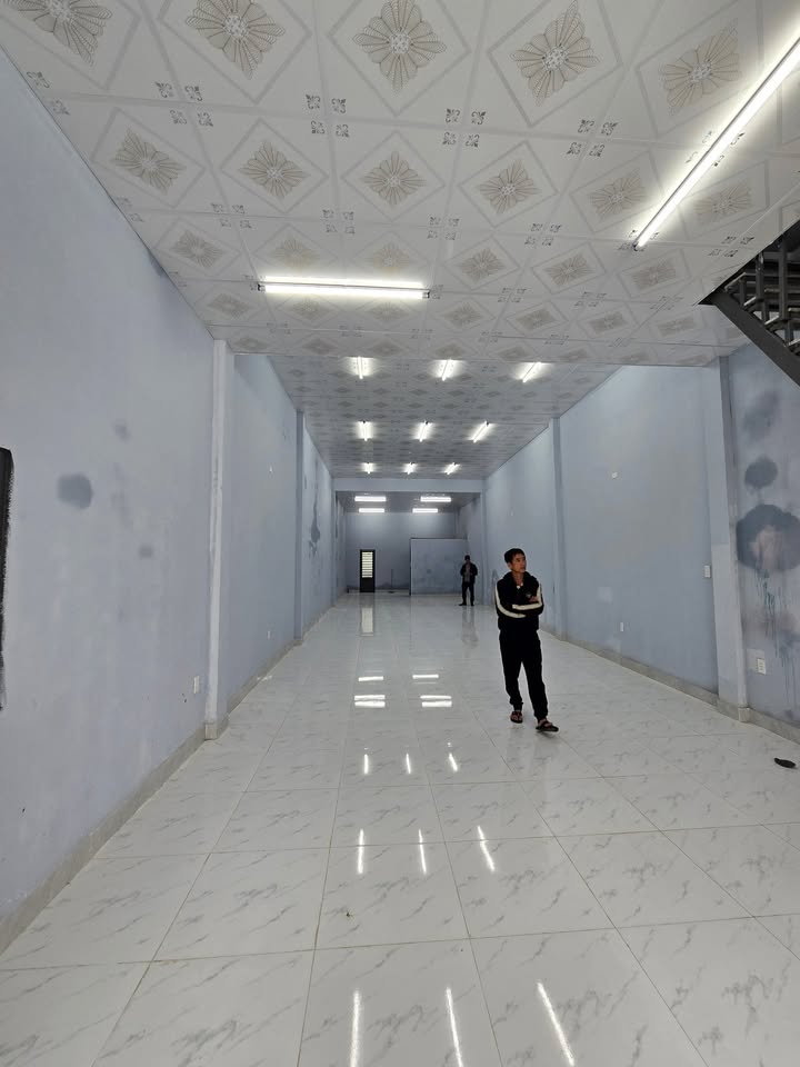 Nhà cho thuê mặt tiền Mẹ Thứ, Hòa Xuân 125m² giá 10 triệu - Thích hợp kinh doanh và văn phòng!