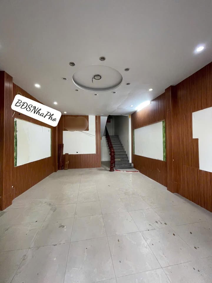 Nhà cho thuê mặt tiền Nguyễn Hữu Thọ, Hải Châu 70m² - Vị trí đắc địa gần sân bay!