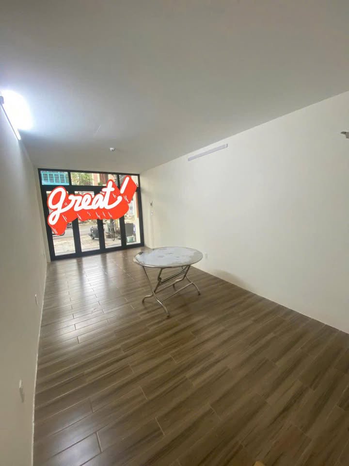 Cho thuê mặt bằng mặt tiền ĐH Kinh Tế Mỹ An 35m² - Kinh doanh thuận lợi!