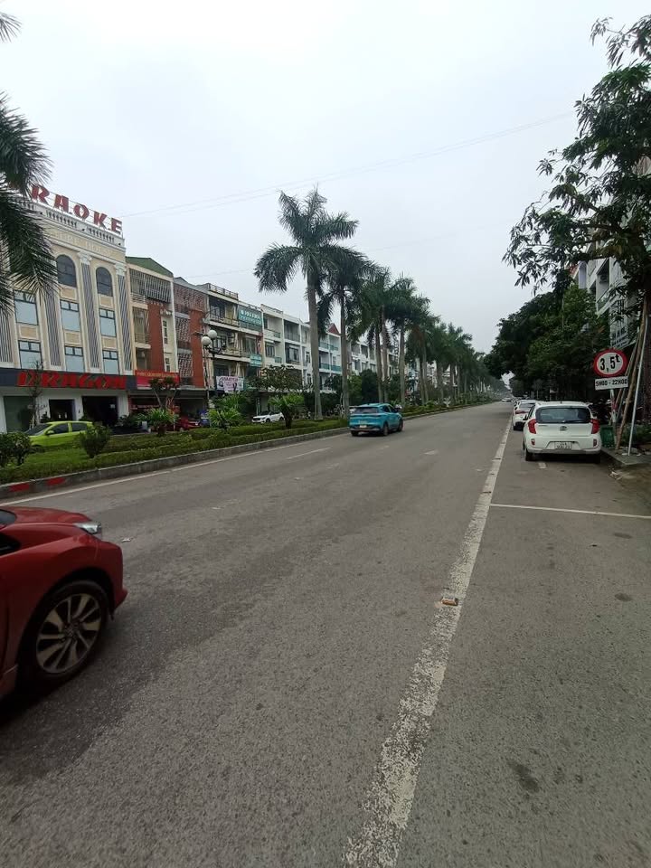 Nhà phố Hải Thượng Lãn Ông, Đông Vệ 80m² giá 6 tỷ - Sổ đỏ chính chủ!