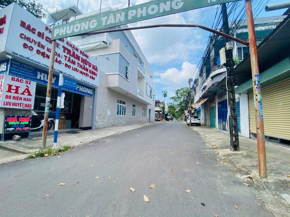 Nhà khu cao cấp Tân Phong, Biên Hòa 107m² giá 5.1 tỷ - Đầu tư sinh lời tốt!