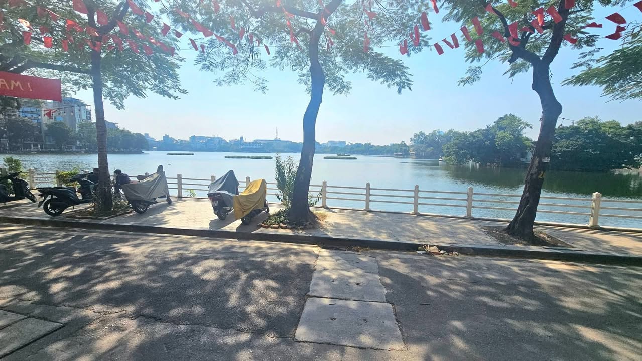 Nhà mặt phố Trúc Bạch, Ba Đình 50m² giá 46 tỷ - Đầu tư sinh lời tuyệt vời!