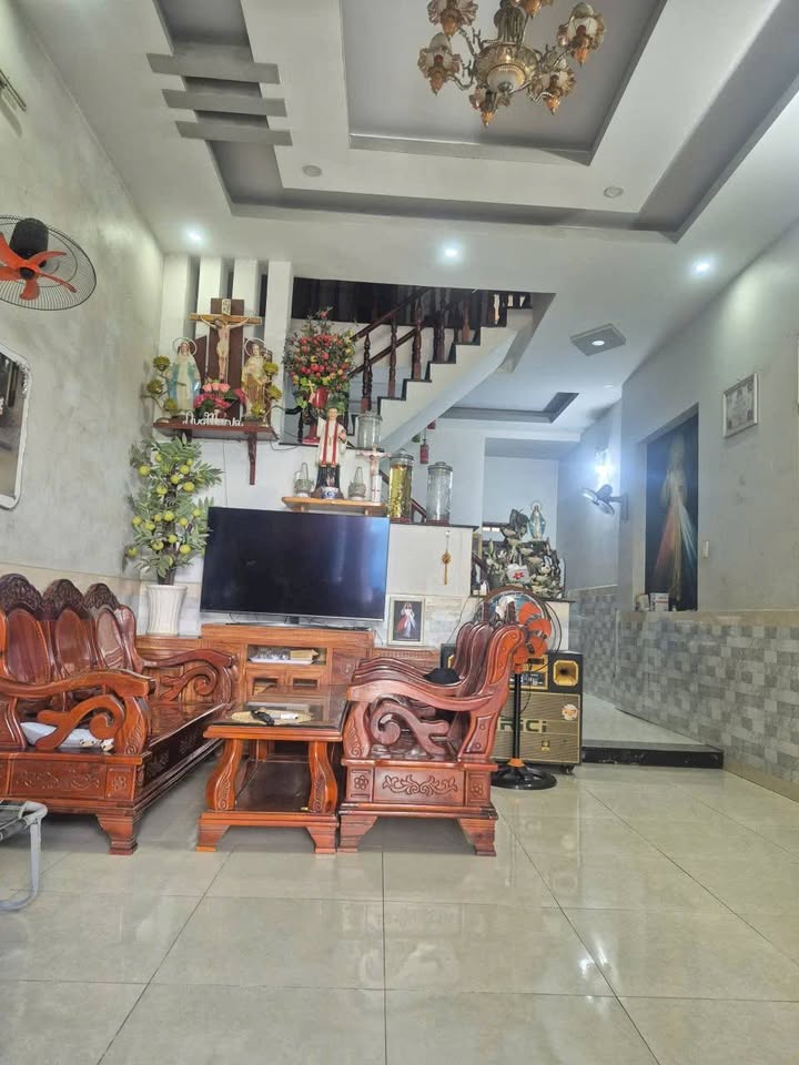 Nhà 1 trệt 1 lầu tại Dĩ An, Bình Dương 72m² giá 4 tỷ - Gần ngã ba cây điệp!