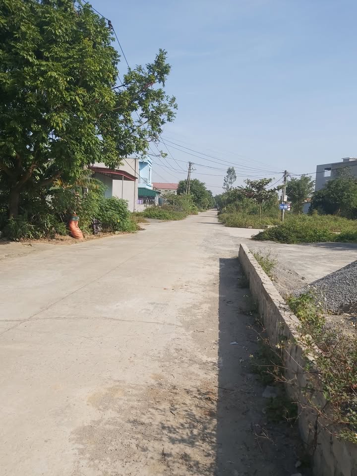 Đất mặt đường Đồng Xiêm, Yên Thắng, Tam Điệp 102m² - Gần trường học, giá tốt!