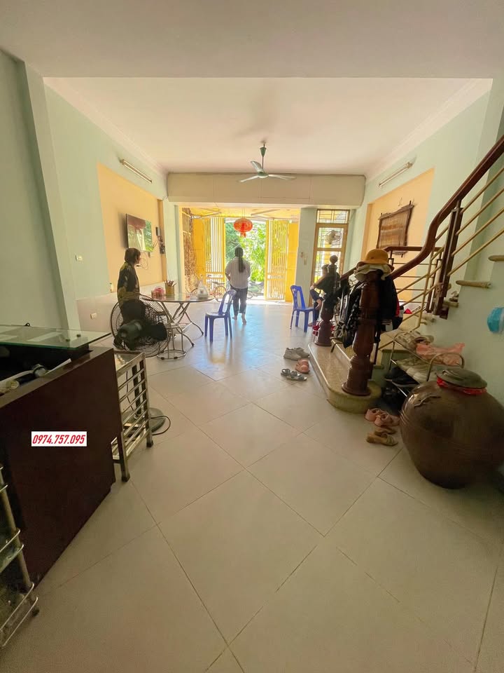 Nhà mặt ngõ ô tô tránh Ngọc Thụy Long Biên 94m² giá 23 tỷ - Kinh doanh thuận lợi!