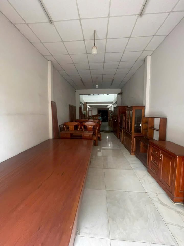Nhà nguyên căn cho thuê mặt tiền Bình Long 180m² giá 55 triệu - Thích hợp kinh doanh mọi ngành nghề!