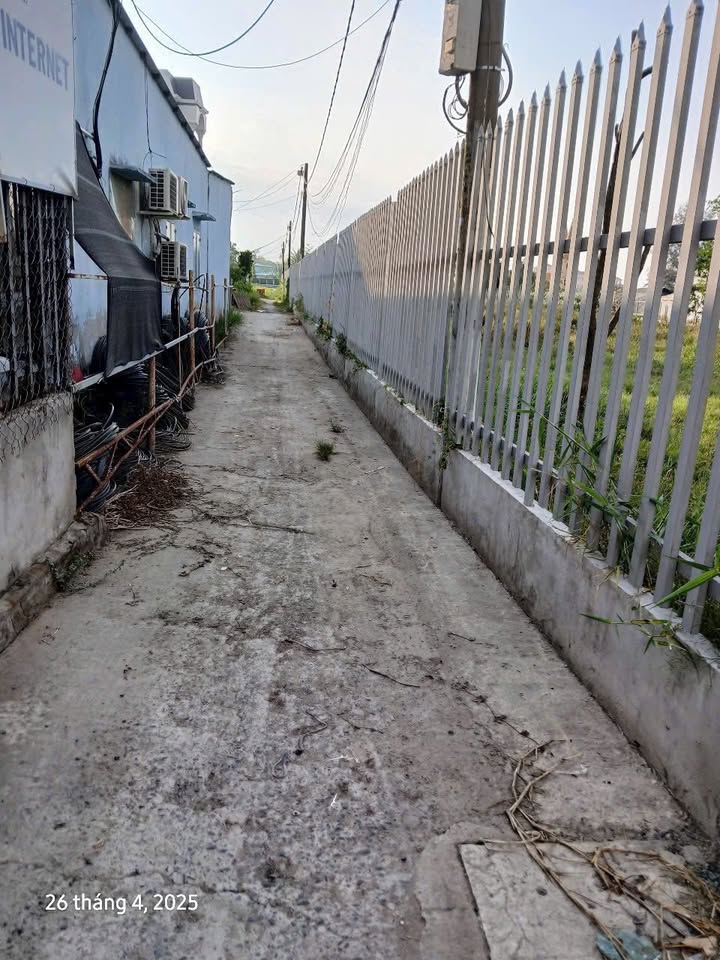 Biệt thự mini Hưng Long, Bình Chánh 144m² giá 4.4 tỷ - Sổ hồng riêng chính chủ!