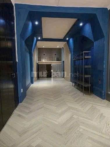 Nhà mặt tiền Điện Biên Phủ, Quận 10, 100m² - Thích hợp làm văn phòng, showroom