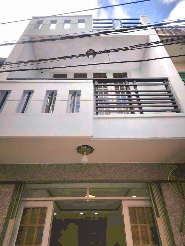Nhà 3 tầng Bình Trị Đông, Bình Tân giá 3 tỷ - Hẻm xe hơi thông thoáng!