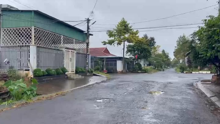 Đất nền mặt tiền đường Minh Khai, Ea Kar, 175m² - Cơ hội đầu tư hấp dẫn!