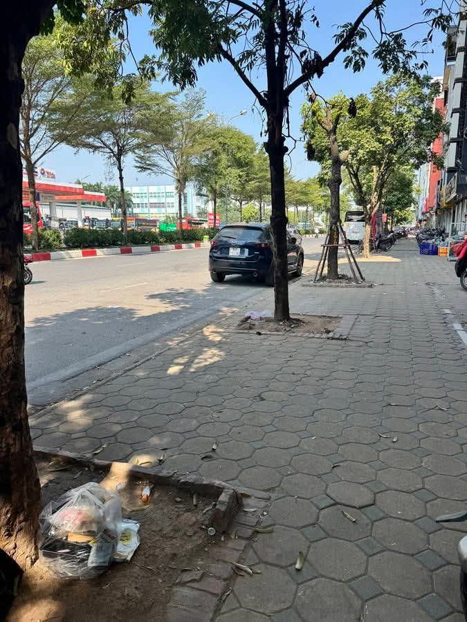 Nhà mặt phố Trần Vỹ, Cầu Giấy 51m² - Thiết kế 6 tầng đẹp, sổ đỏ chính chủ!