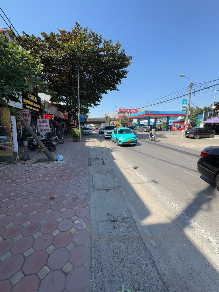 Nhà mặt phố Quốc lộ 2, xã Sóc Sơn 80m² - Kinh doanh sầm uất, giá tốt!