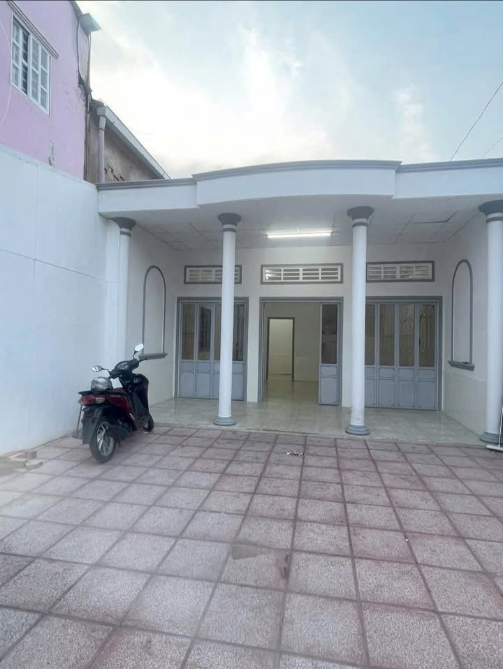 Nhà cho thuê Phường 2 Vĩnh Long 3 triệu/tháng - Gần chợ và trường đại học!