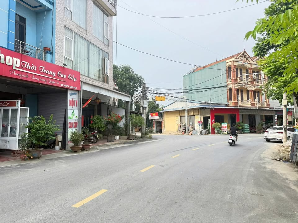 Đất kinh doanh thôn Tiên Đài, Yên Lạc 100m² giá 2 tỷ - Cơ hội đầu tư sinh lời!