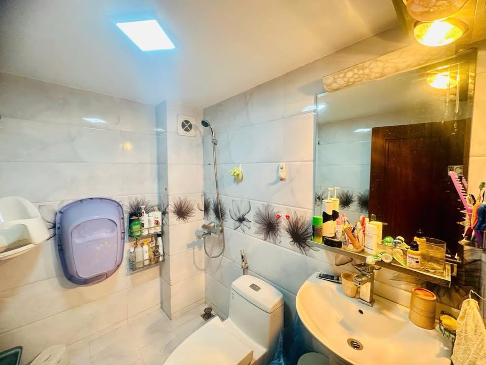 Nhà phố Xuân Đỉnh 43m² giá 14.5 tỷ - Kinh doanh đắc địa, sổ đỏ chính chủ!