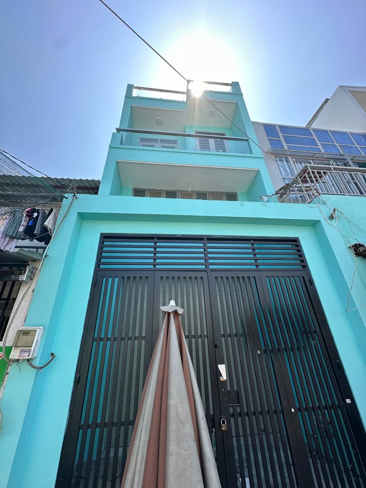 Nhà nguyên căn 3 tầng Gò Xoài, Bình Tân 48m² giá 11 triệu - Thích hợp ở và làm văn phòng!