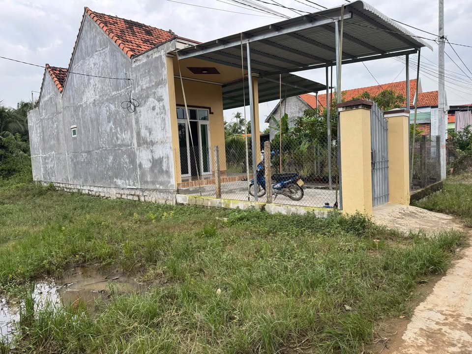 Nhà riêng Tân Định, Diên Khánh 168m² giá 800 triệu - Cơ hội đầu tư hấp dẫn!