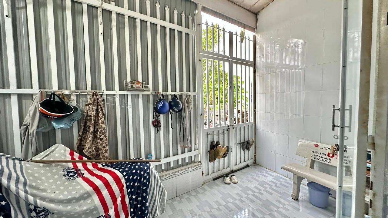 Nhà hẻm Cao Thắng, Vĩnh Lợi 74m² giá 800 triệu - Vị trí đắc địa gần chợ!