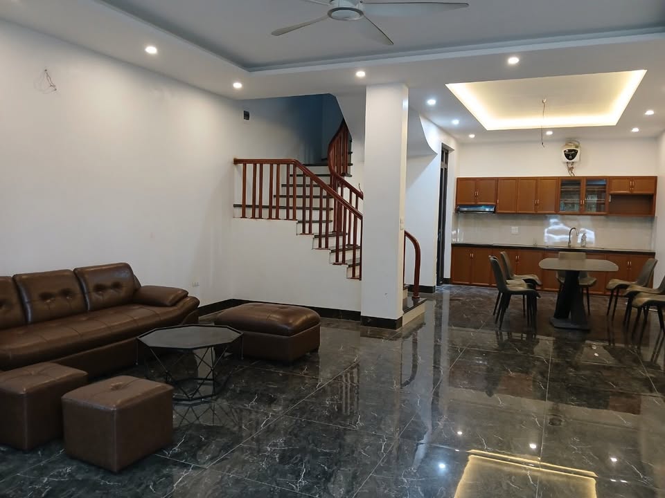 Nhà liền kề cho thuê tại Khu đô thị Nam 32, Hoài Đức - 4 tầng, giá 12 triệu/tháng!