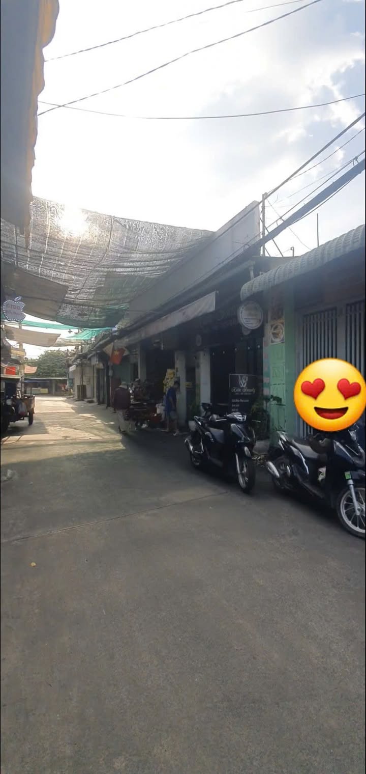 Nhà mặt tiền chợ Nguyễn Ái Quốc 166m² giá 6 tỷ - Kinh doanh sinh lời ngay!