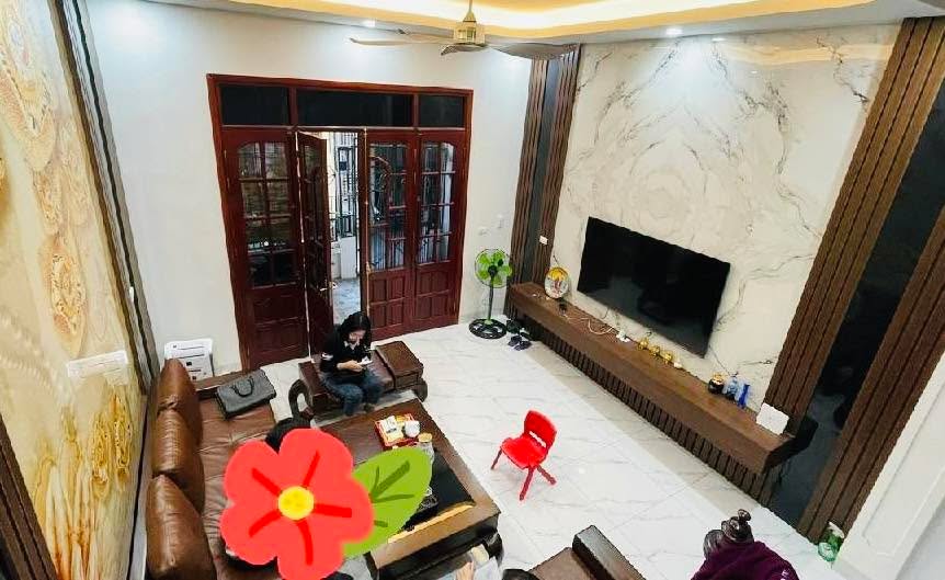 Nhà 3 tầng Kim Nỗ Đông Anh 65m² giá 6 tỷ - Ngõ thông, tiện lợi!