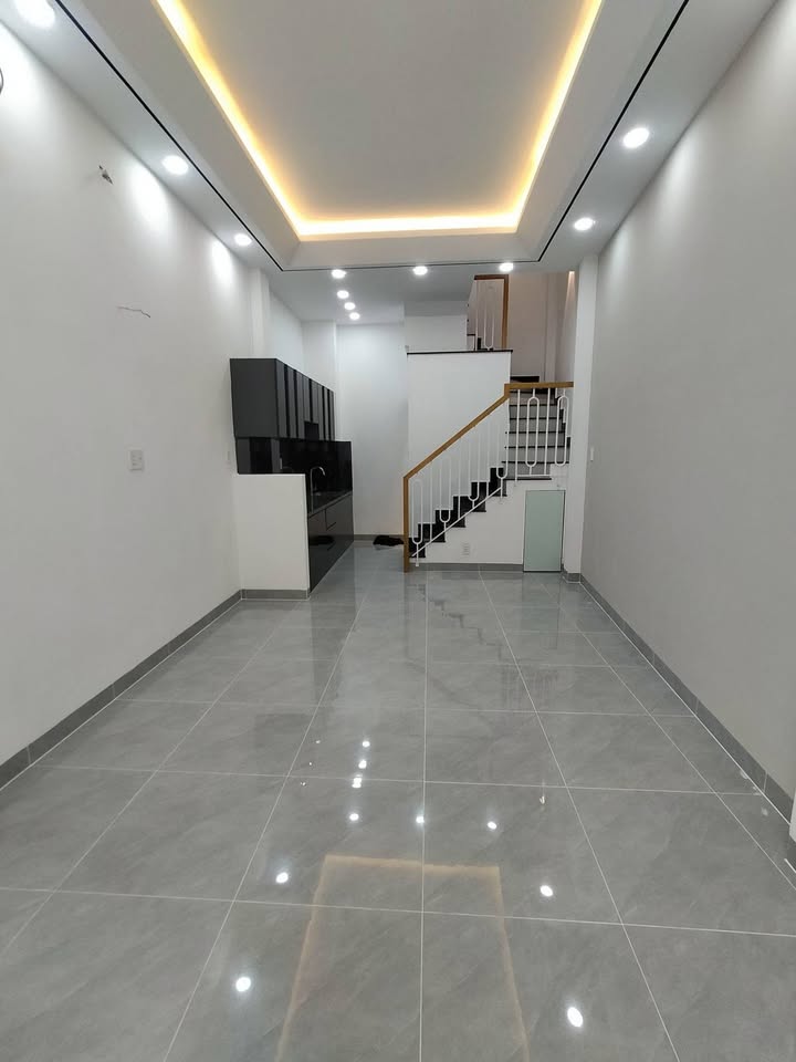 Nhà hẻm xe tải Âu Dương Lân, Quận 8, 33m² giá 6 tỷ - Thiết kế hiện đại, vào ở ngay!