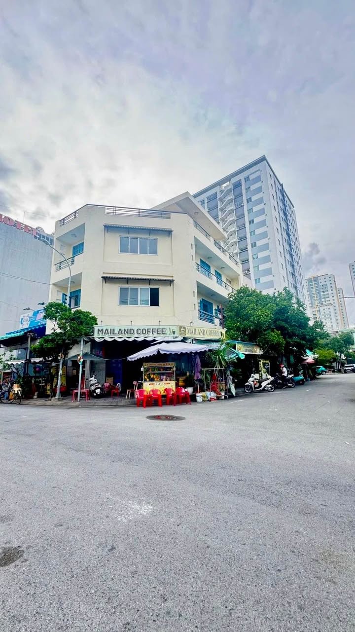 Nhà phố góc 2 mặt tiền Phạm Hữu Lầu, Phú Mỹ, Quận 7, 95m² giá 16 tỷ - Cơ hội tốt không thể bỏ lỡ!