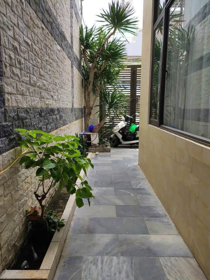 Nhà cho thuê 3 tầng 4 phòng ngủ mặt tiền An Thượng - Giá 22 triệu/tháng