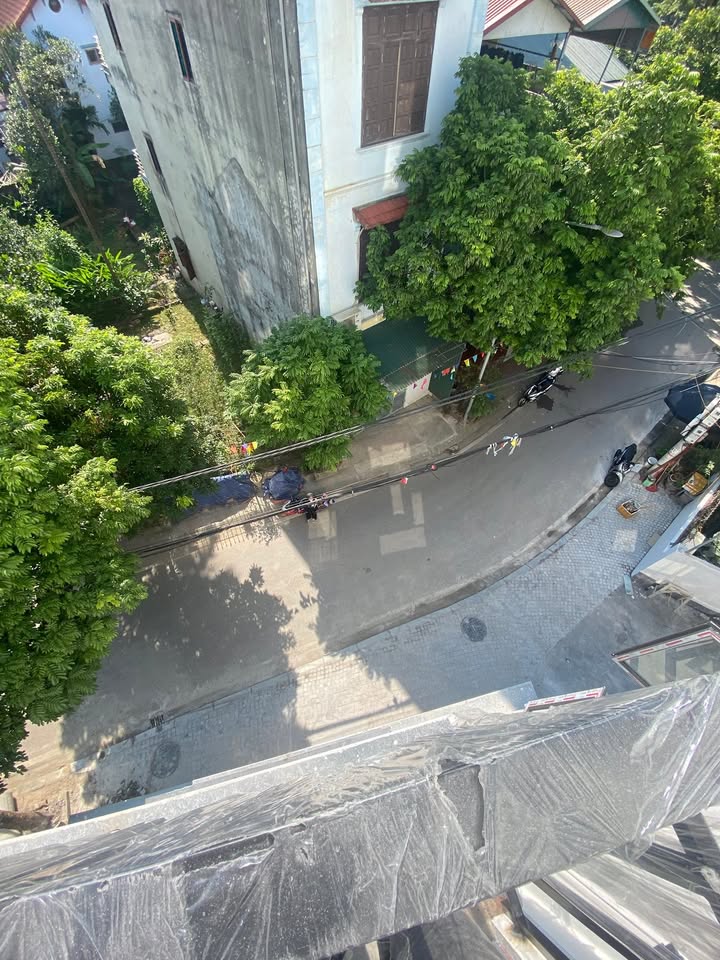 Bán gấp FrontHouse Thị Trấn Phùng 60m² - Kinh doanh sầm uất, giá thỏa thuận!