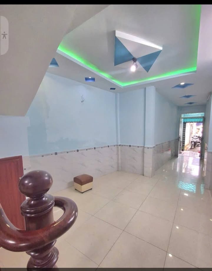Nhà phố Trương Công Định, Tân Bình 41m² giá 3.65 tỷ - Hẻm xe hơi đỗ cửa, khu VIP!