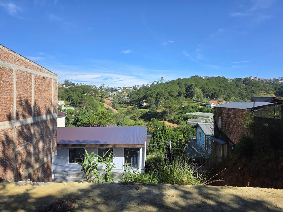 Đất 2 mặt tiền đường An Sơn 236m² - Vị trí lý tưởng nghỉ dưỡng tại Đà Lạt!